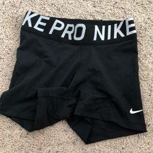 nike pro 3 inch